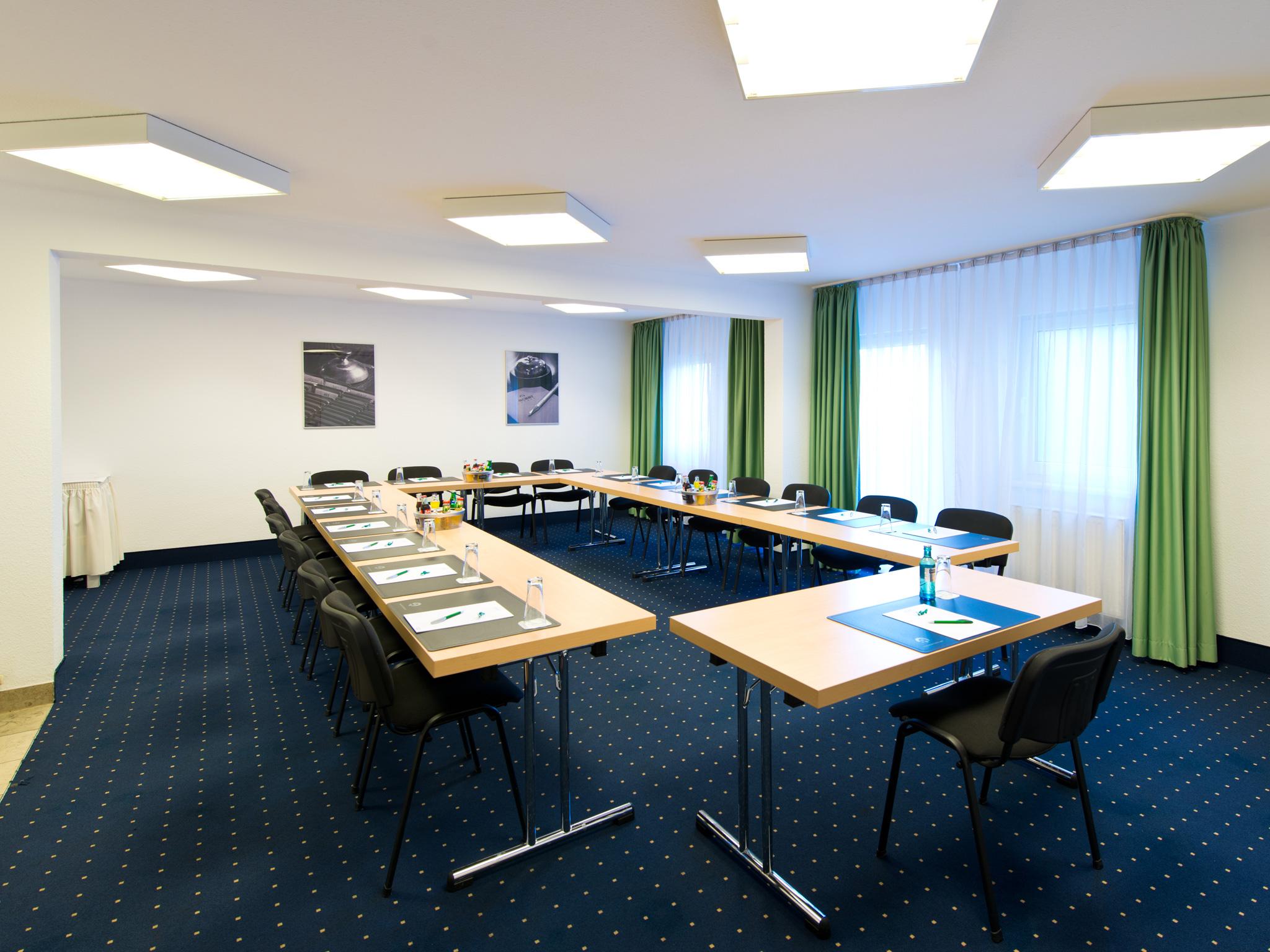 Achat Hotel Darmstadt Griesheim Griesheim  Exterior photo